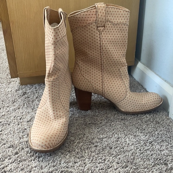 BORN Genevieve Suede Western Boots size 9 1/2 - Picture 12 of 15